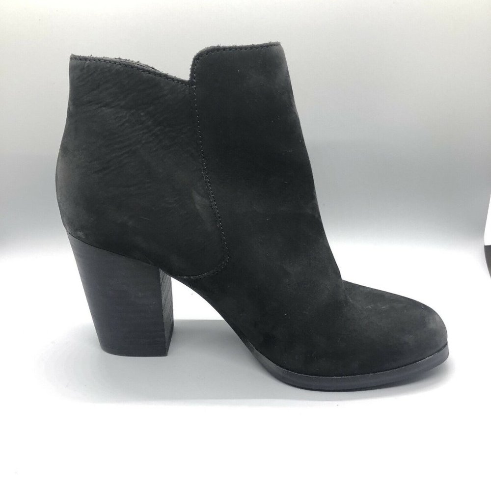 ALDO Black Round Toe Side Zip Ankle Booties sz 7